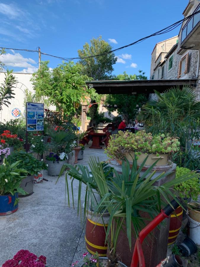 Villa Magica Pirovac Eksteriør bilde